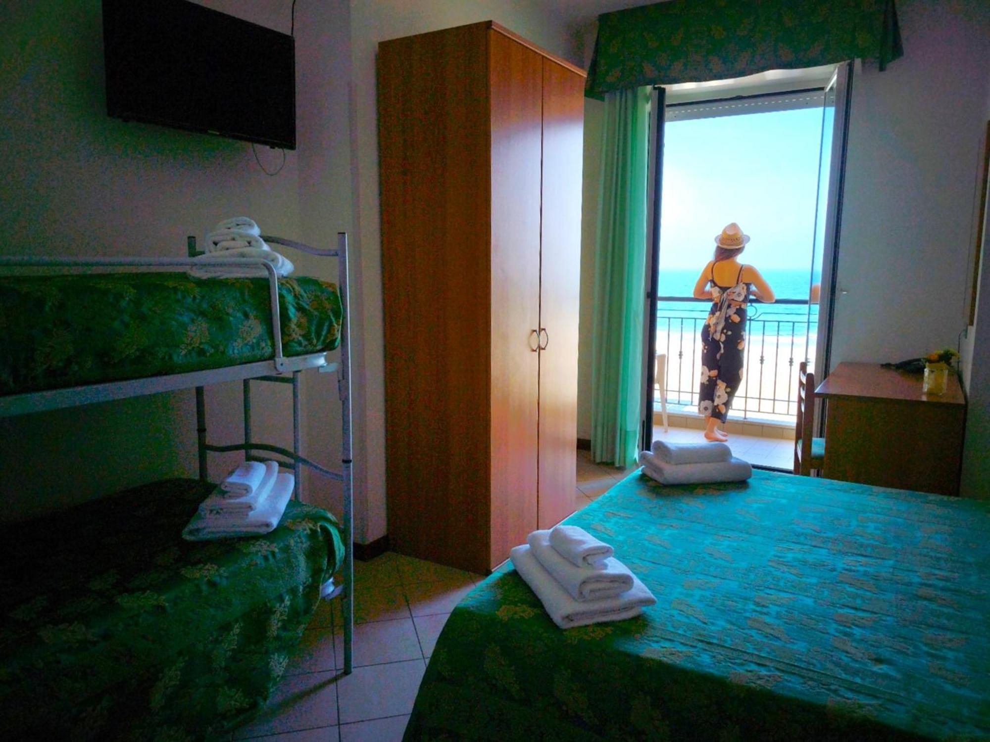 Hotel Belvedere Misano Adriatico Exterior photo
