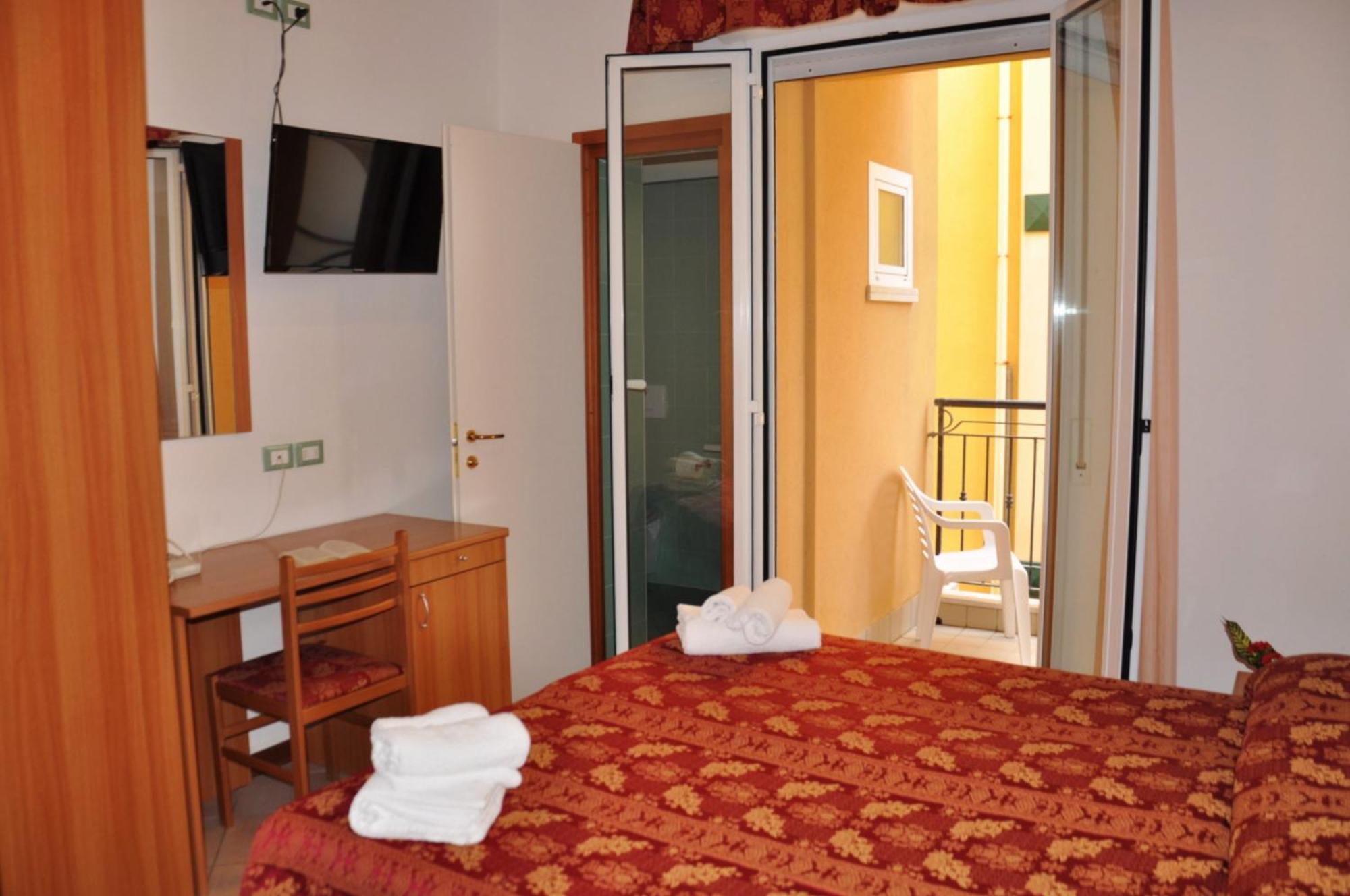 Hotel Belvedere Misano Adriatico Exterior photo
